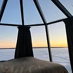 아파트 Vikajaervi View Experience Igloos