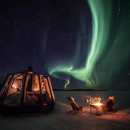 Vikajaervi View Experience Igloos Rovaniemi