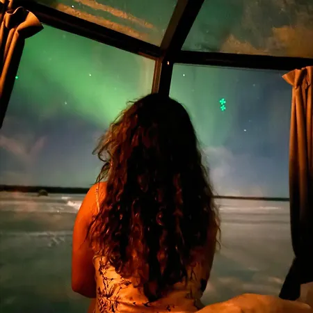 Vikajaervi View Experience Igloos *