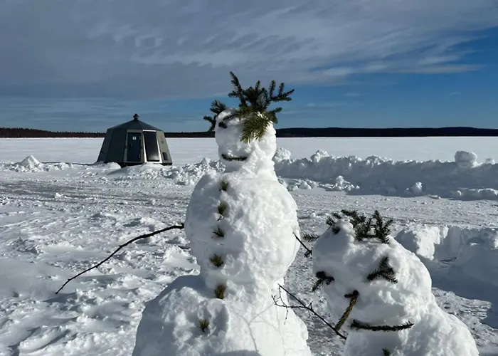 Vikajaervi View Experience Igloos * Rovaniemi