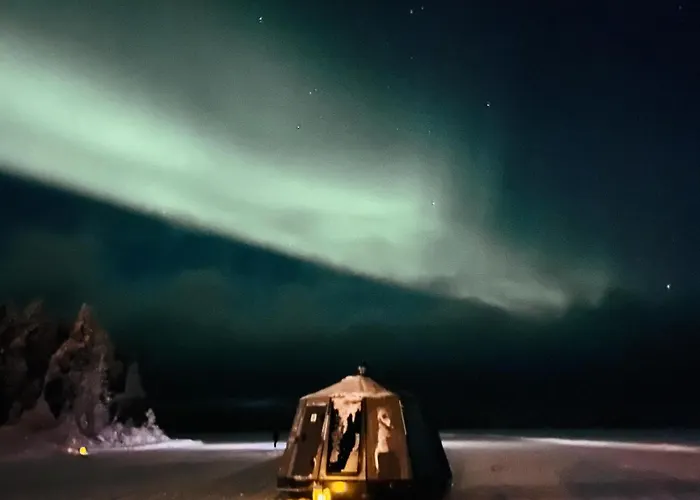 Vikajaervi View Experience Igloos *