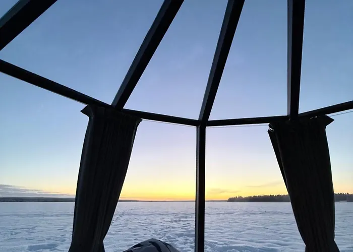 Vikajaervi View Experience Igloos * Rovaniemi